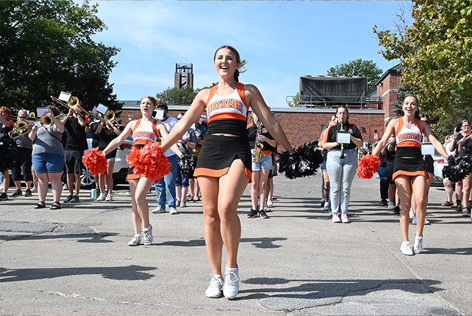 Doane University Cheerleaders Homecoming Parade Performance